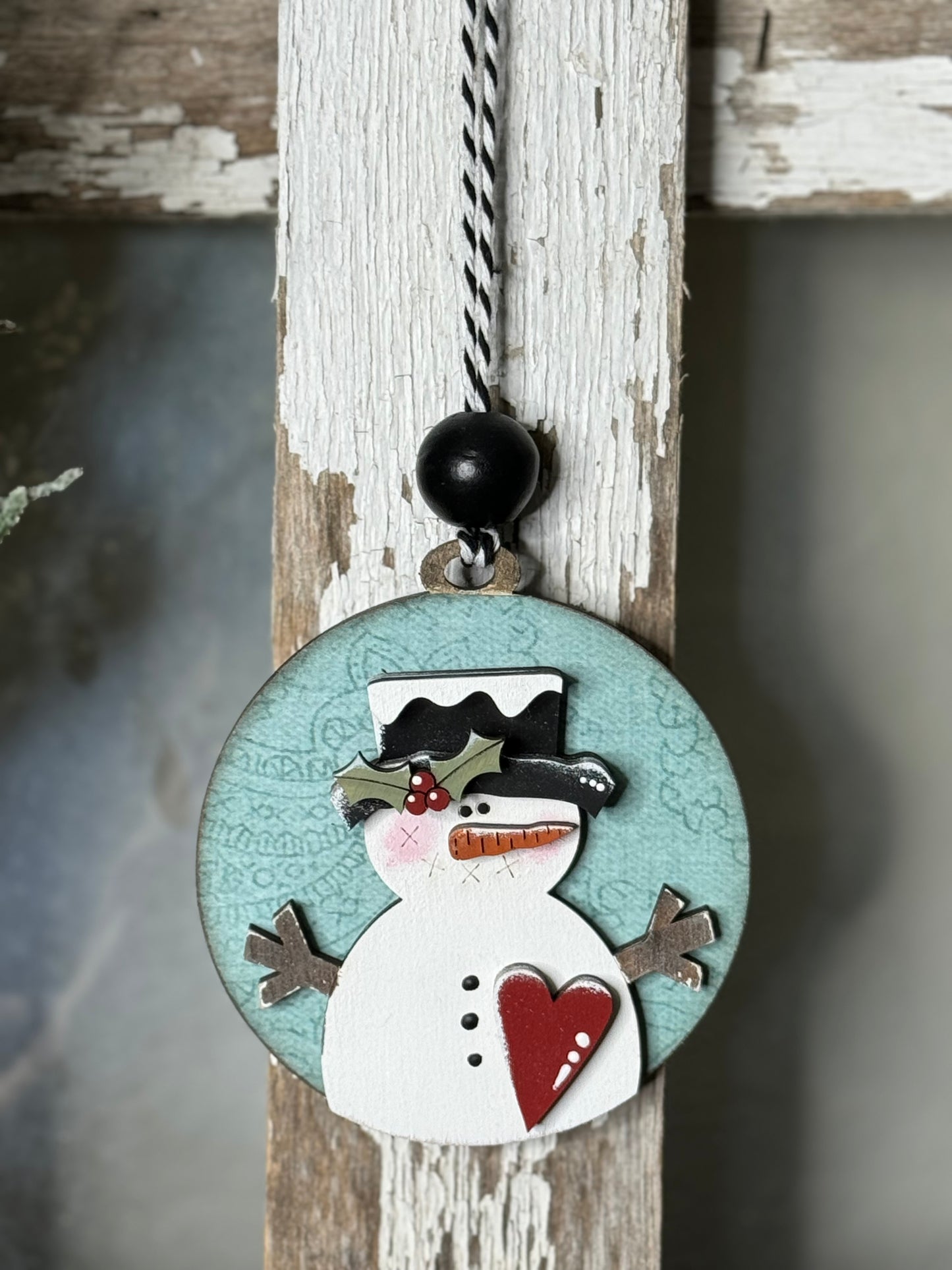 CHRISTMAS ORNAMENT- SNOWMAN WITH HEART ORNAMENT