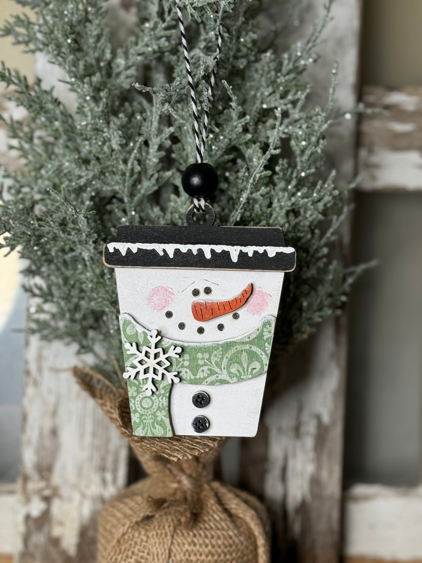 CHRISTMAS ORNAMENT/GIFT CARD HOLDER- SNOWMAN COFFEE TOGO CUP ORNAMENT