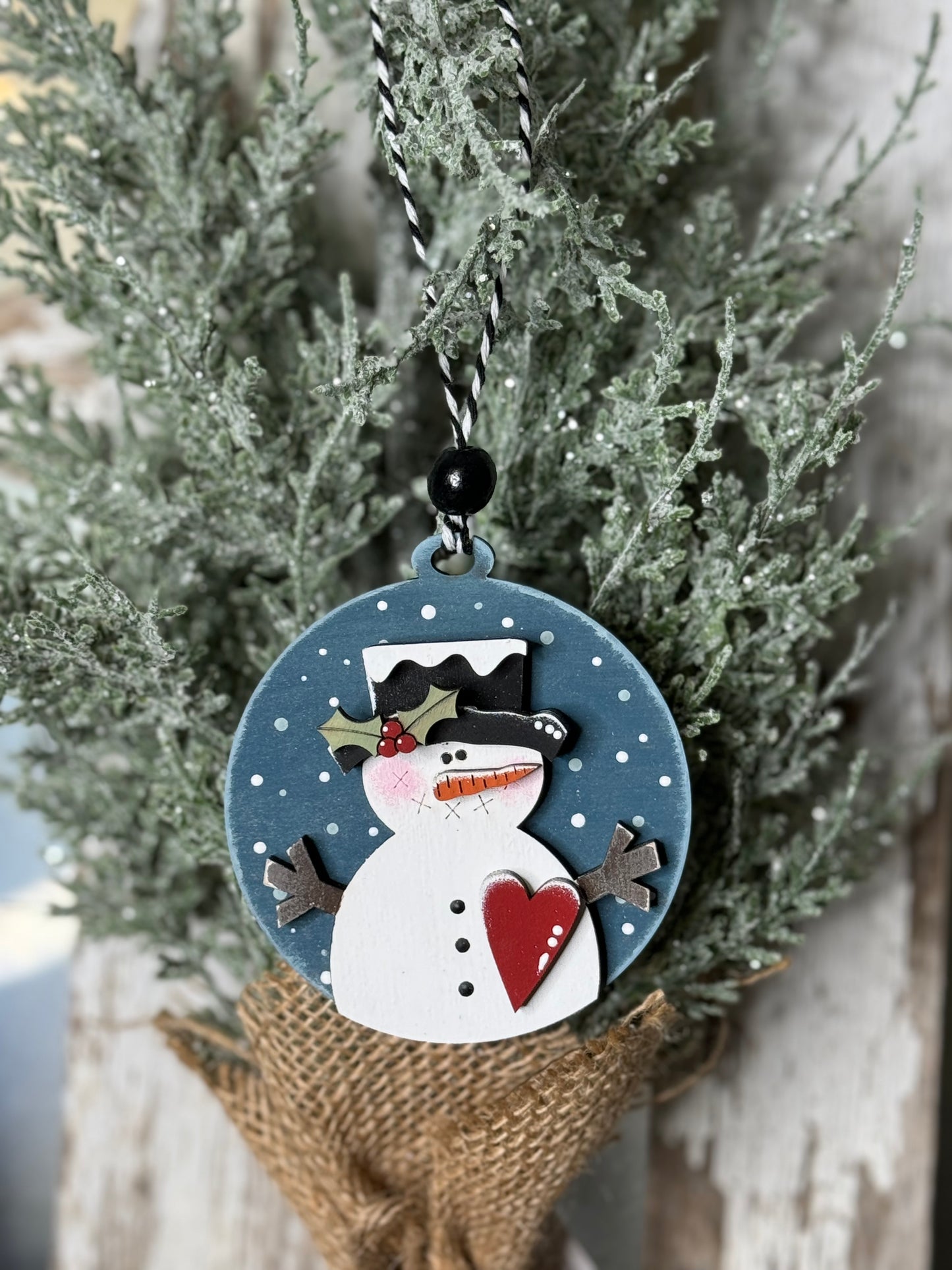 CHRISTMAS ORNAMENT- SNOWMAN WITH HEART ORNAMENT