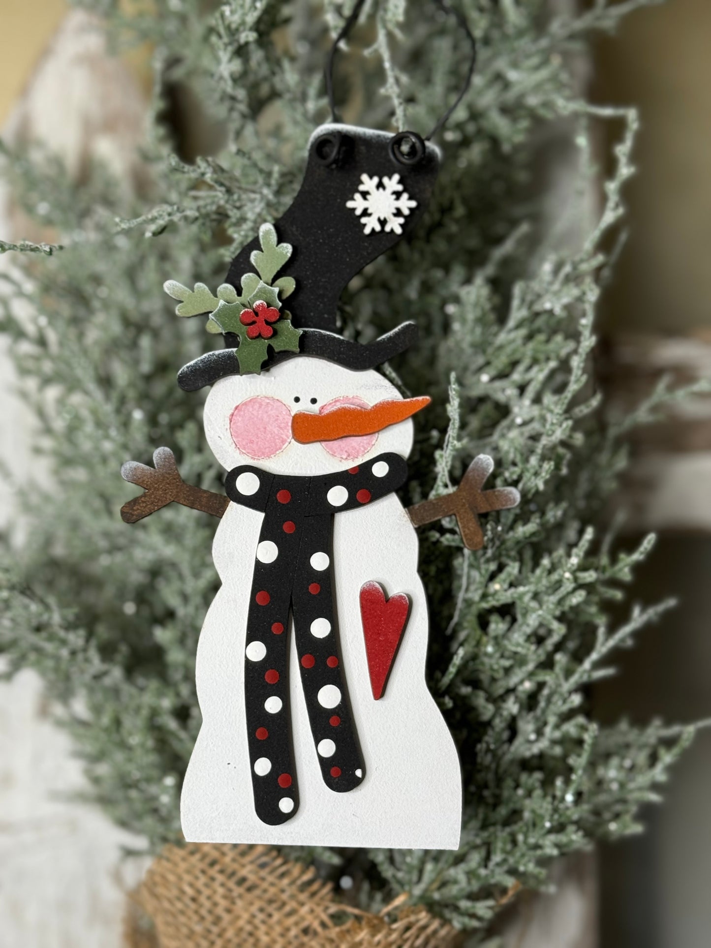 CHRISTMAS ORNAMENT- PRIMITIVE SNOWMAN ORNAMENT