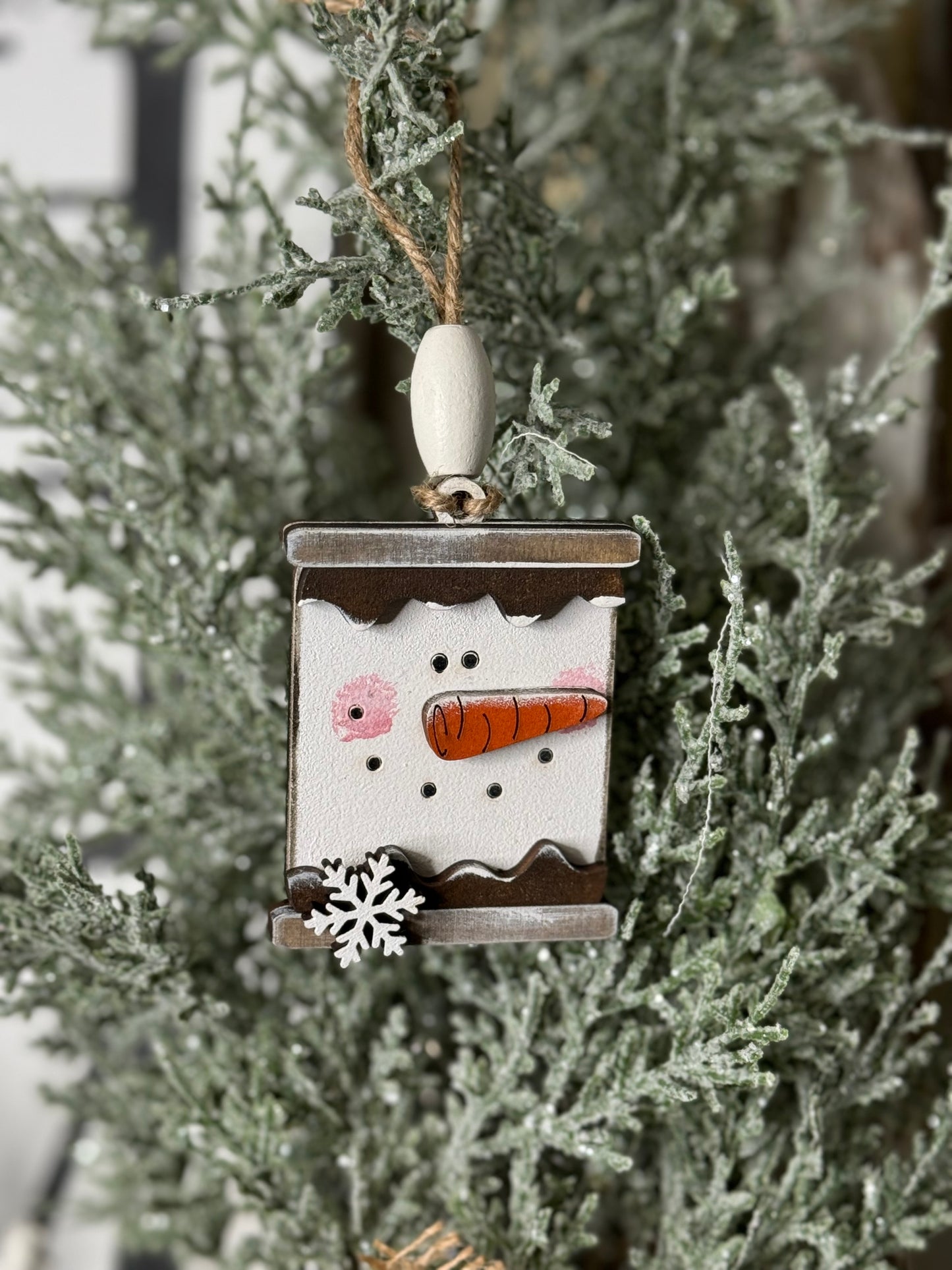 CHRISTMAS ORNAMENT- S’MORE SNOWMAN ORNAMENT