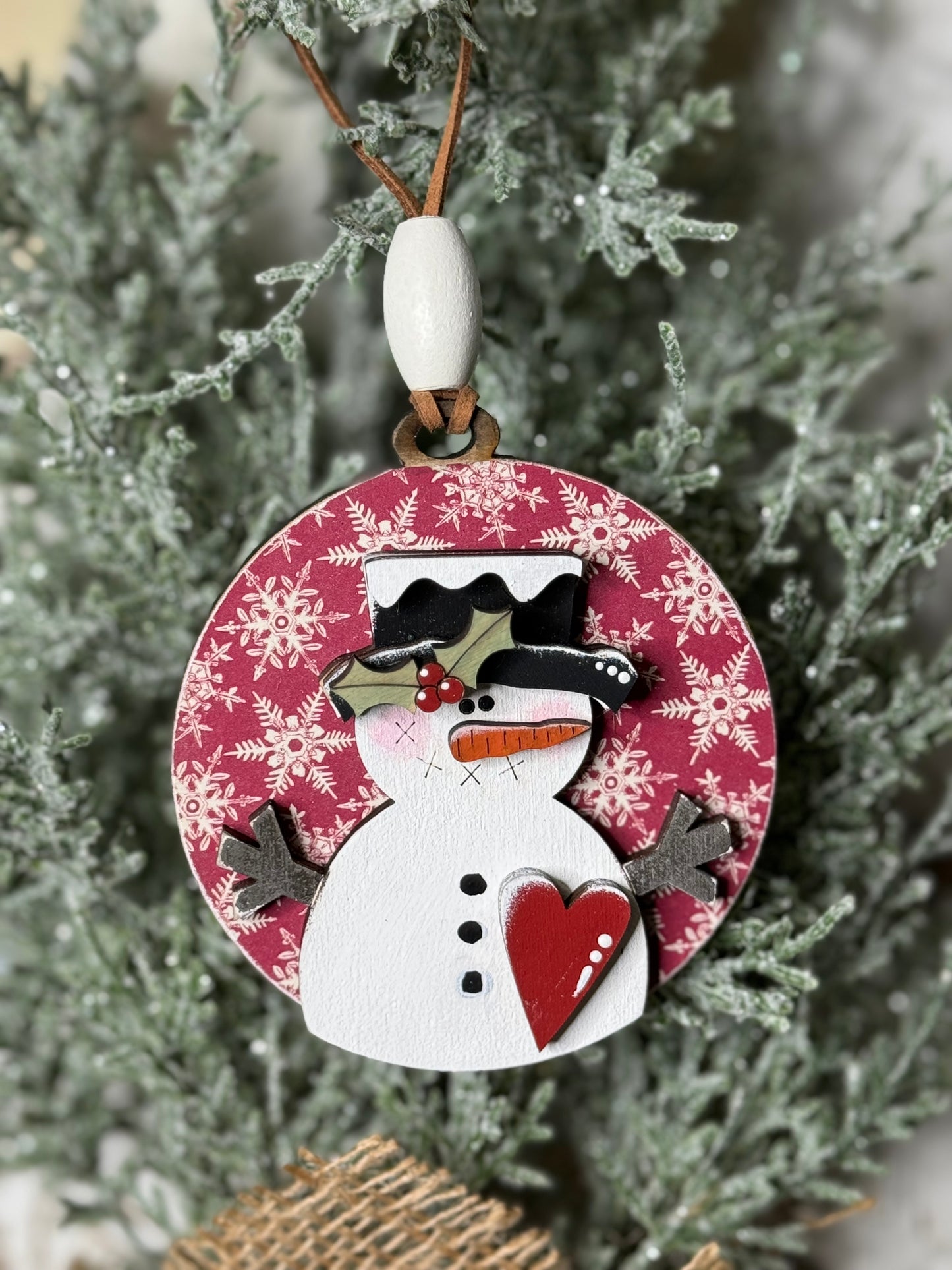 CHRISTMAS ORNAMENT- SNOWMAN WITH HEART ORNAMENT