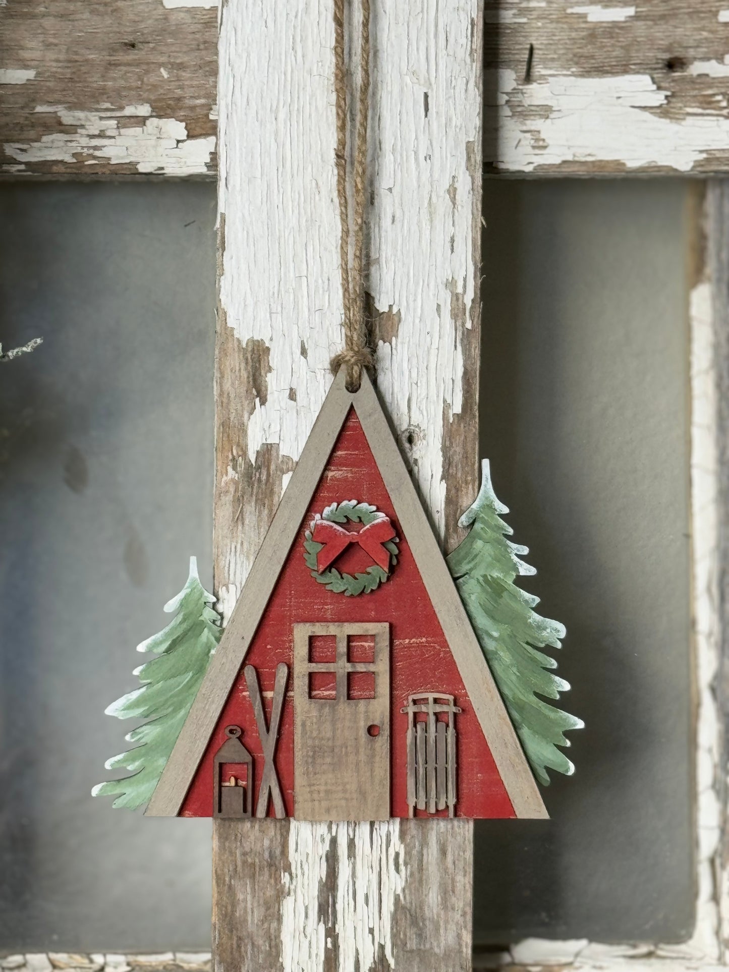 CHRISTMAS ORNAMENT- COZY CABIN ORNAMENT