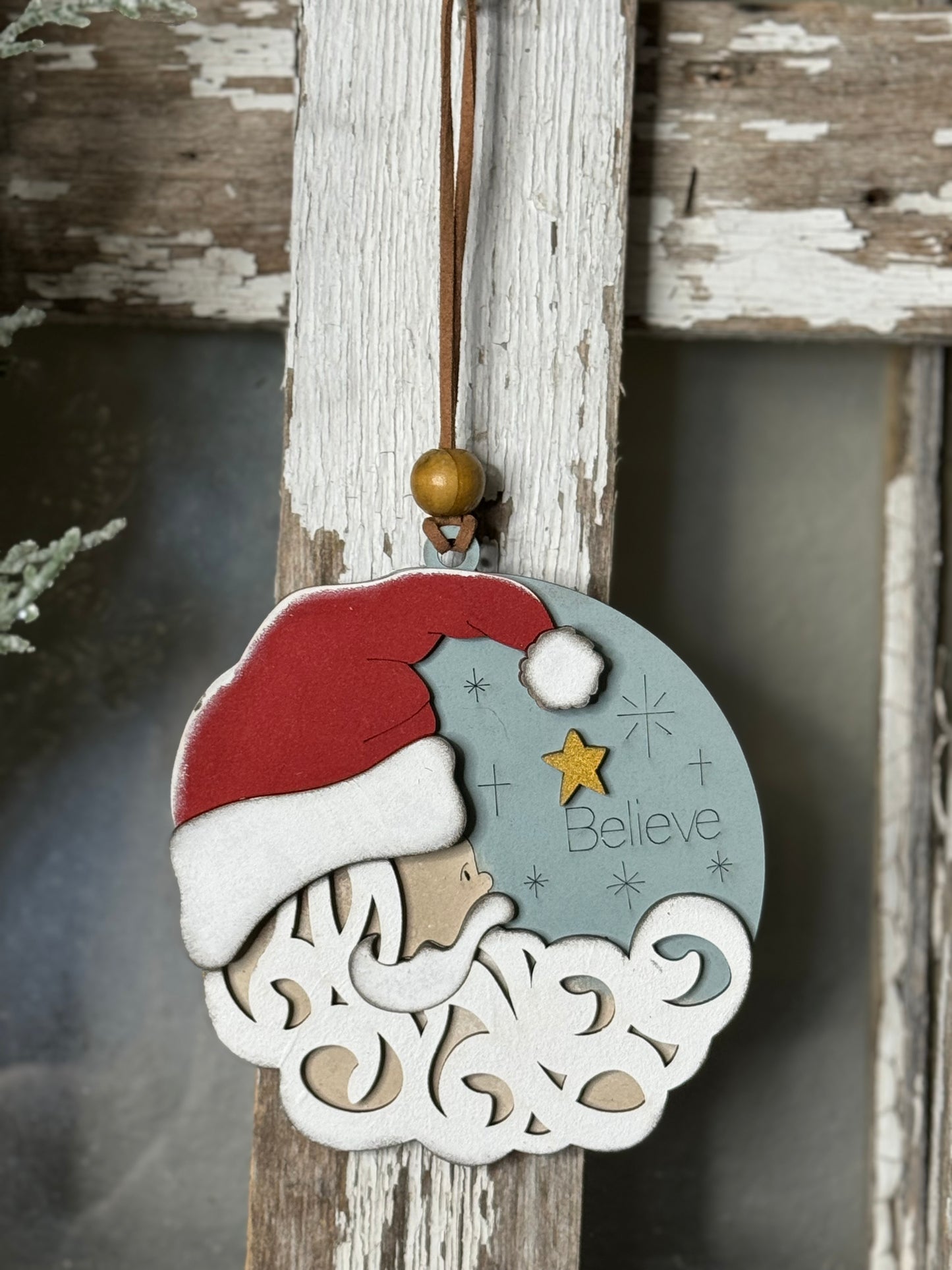 CHRISTMAS ORNAMENT- SANTA BELIEVE ORNAMENT