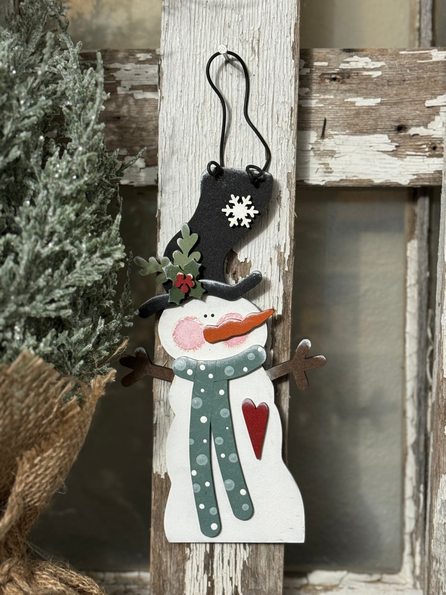 CHRISTMAS ORNAMENT- PRIMITIVE SNOWMAN ORNAMENT