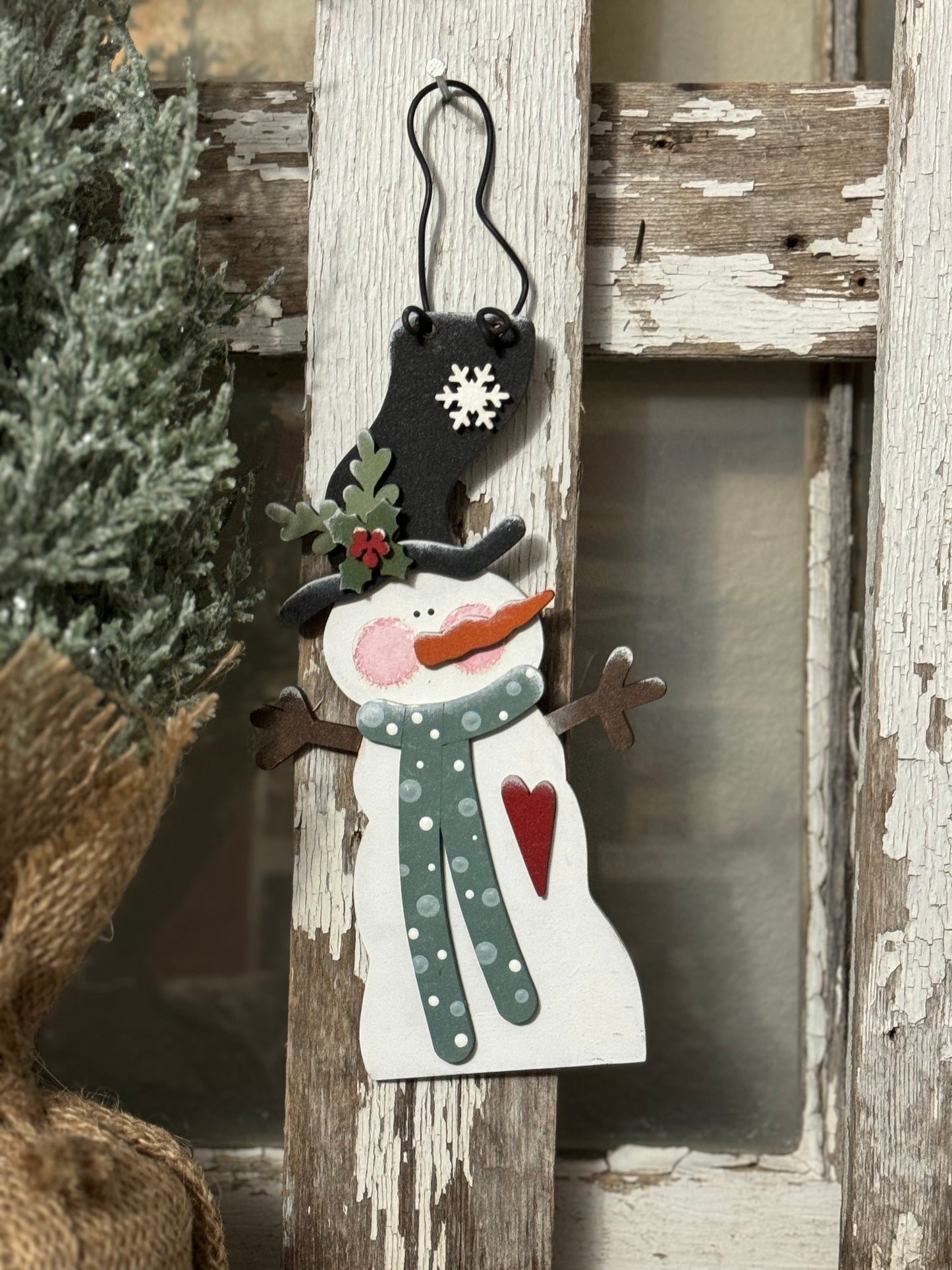 CHRISTMAS ORNAMENT- PRIMITIVE SNOWMAN ORNAMENT