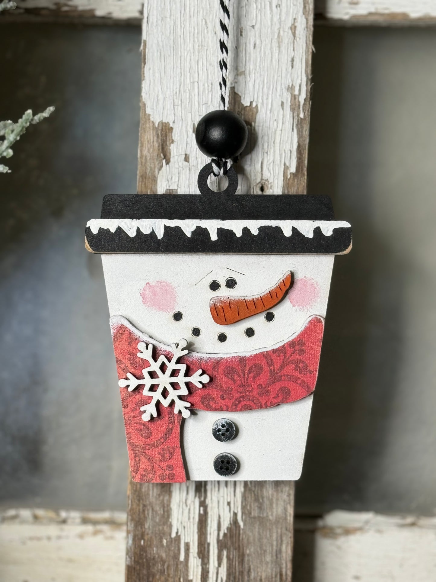 CHRISTMAS ORNAMENT/GIFT CARD HOLDER- SNOWMAN COFFEE TOGO CUP ORNAMENT