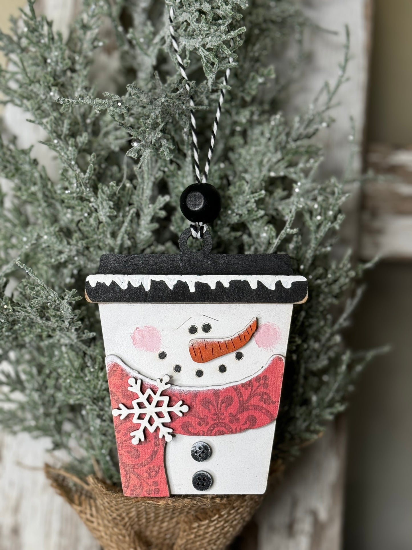 CHRISTMAS ORNAMENT/GIFT CARD HOLDER- SNOWMAN COFFEE TOGO CUP ORNAMENT